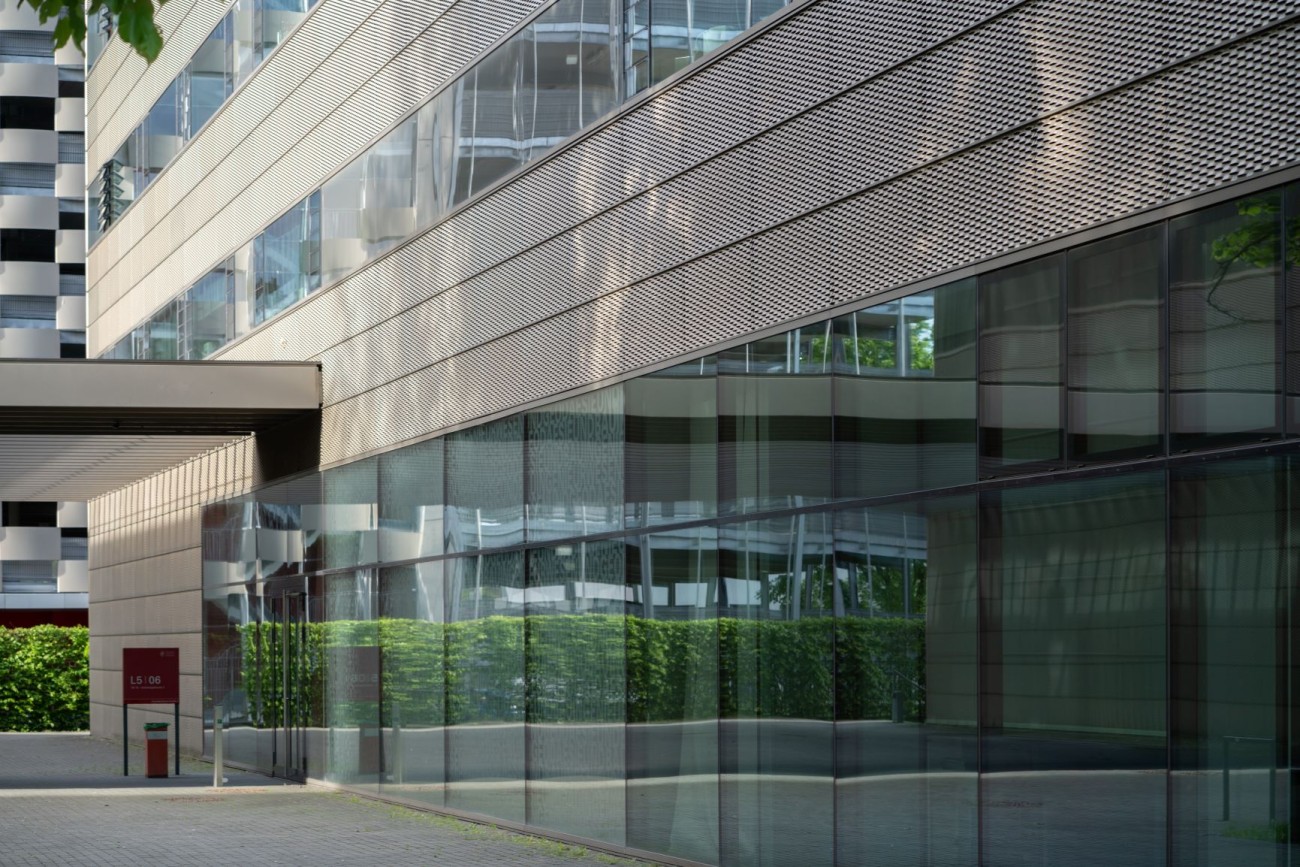 Eingang neues Bauing Gebäuade